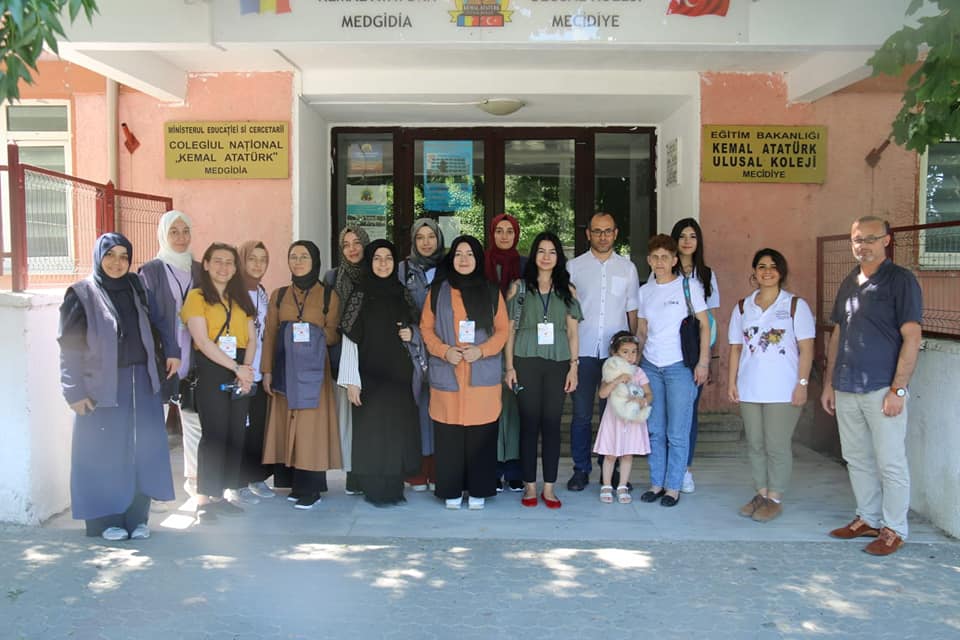 TİKA gönüllüleri Mecidiye’de hastane tadilat çalışmalarına katıldılar