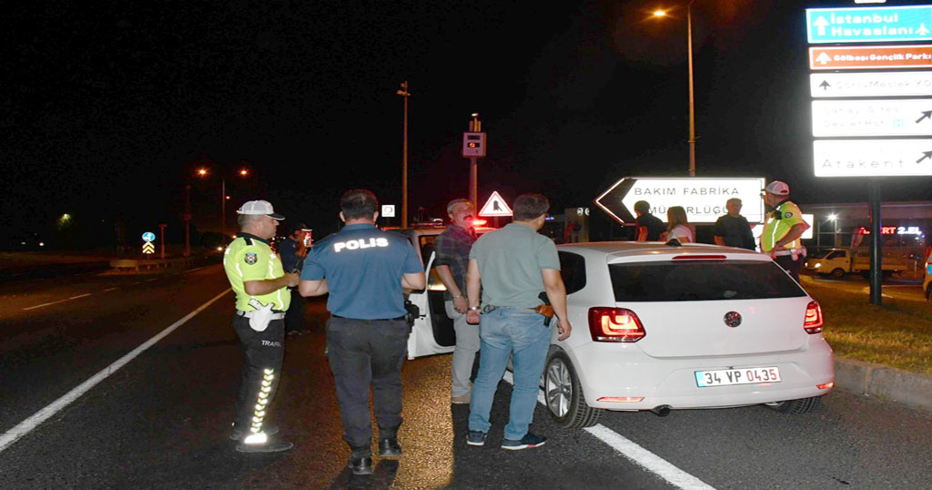 İstanbul’da polisten kaçan alkollü sürücü Tekirdağ’da yakalandı