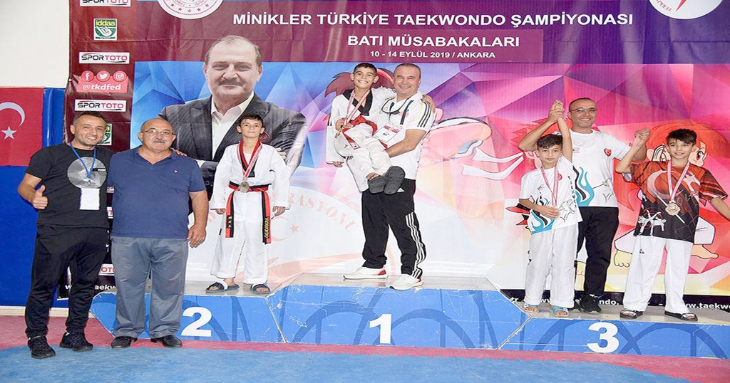 Türkiye Tekvando Şampiyonası’ndan madalyalarla döndüler