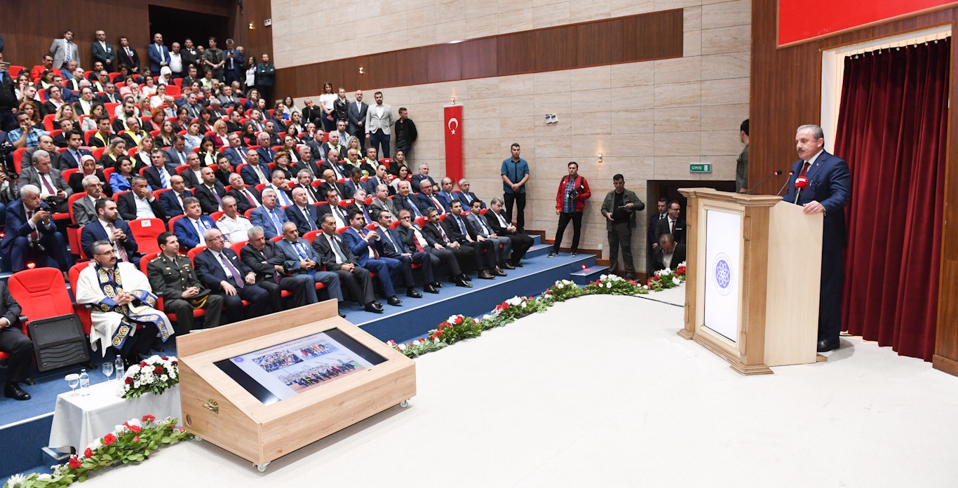 TBMM Başkanı Şentop Tekirdağ’da akademik yıl açılışına katıldı