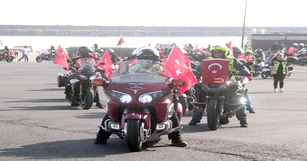 Motosikletlilerden, Barış Pınarı Harekatı’na destek