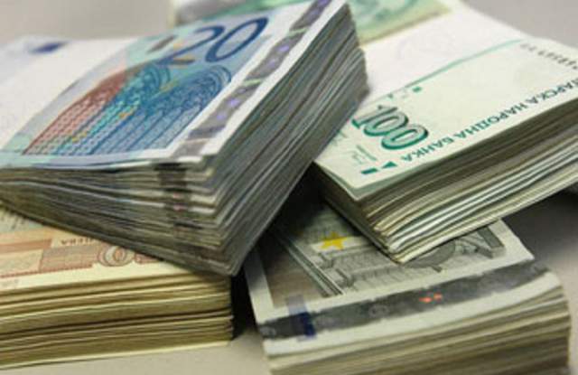 Bulgaristan’da 500 bin leva çalan banka çalışanı gözaltına alındı