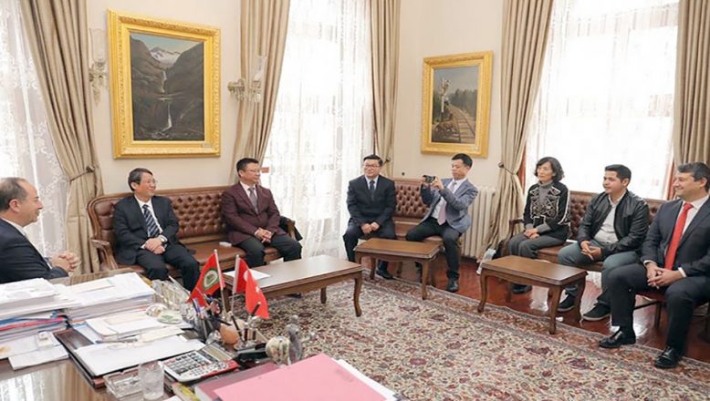 Başkan Gürkan, Çinli heyeti ağırladı