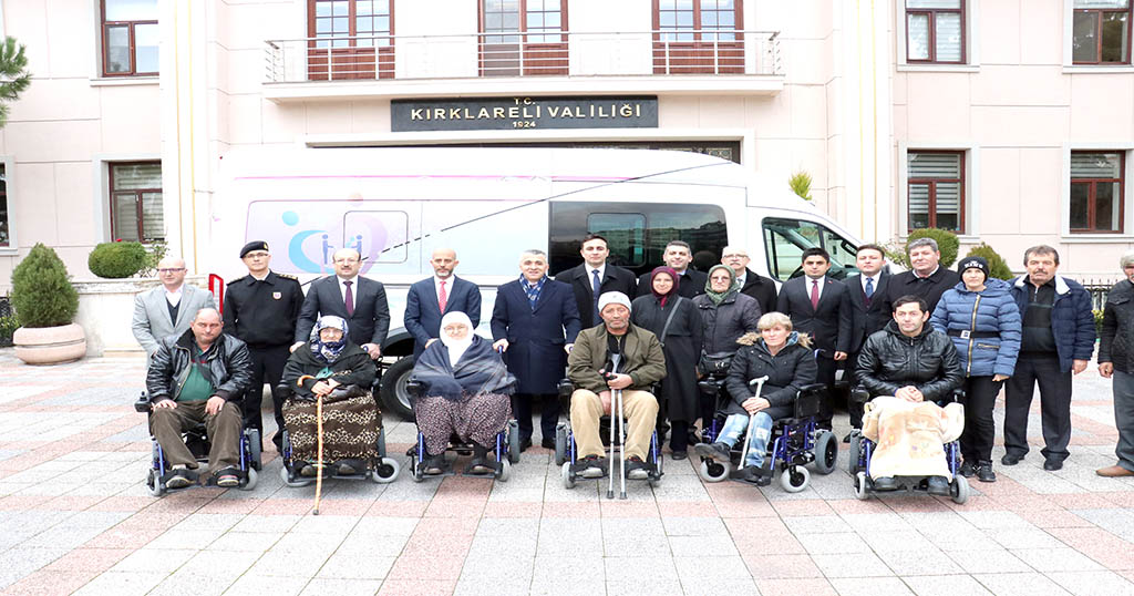 TürkAkım’dan engellilere tekerlekli sandalye