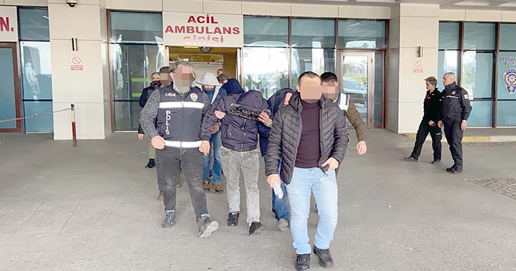 Göçmen kaçakçılığı operasyonunda 5 şüpheli tutuklandı