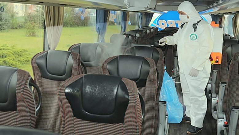Hükümlüleri taşıyacak otobüsler dezenfekte edildi