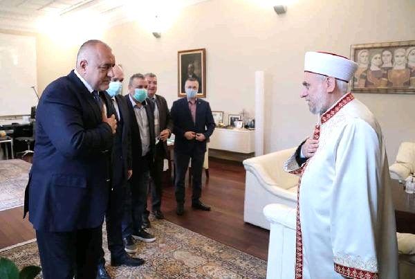 Başbakan Borisov, Başmüftü ile görüştü, Bayram namazları açık havada kılınacak