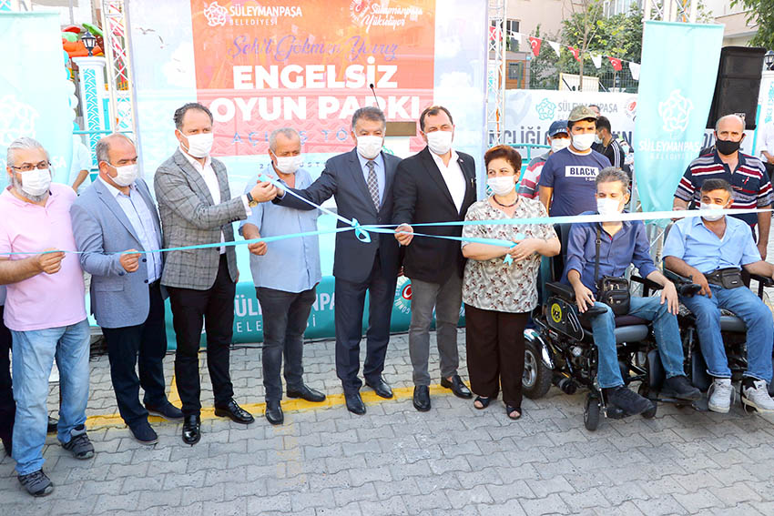 Engelli çocukların yüzünü güldürecek “engelsiz park” açıldı