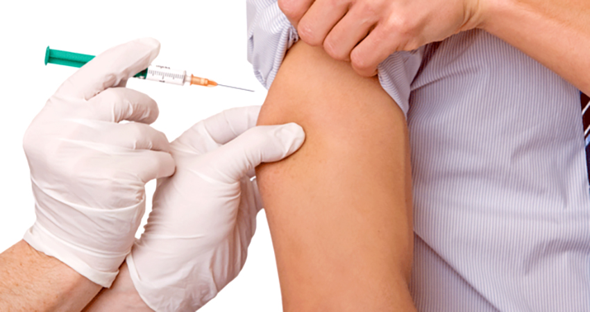 “Kronik hastalığı olanlar, grip ve zatürre aşısı yaptırmalı”