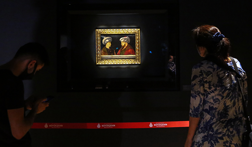 Fatih’in portresi halk ziyaretine açıldı