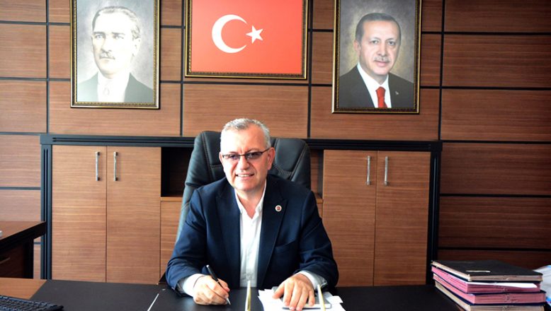 “Cumhuriyet, güçlü Türkiye kurma azminin gurur verici eseridir”