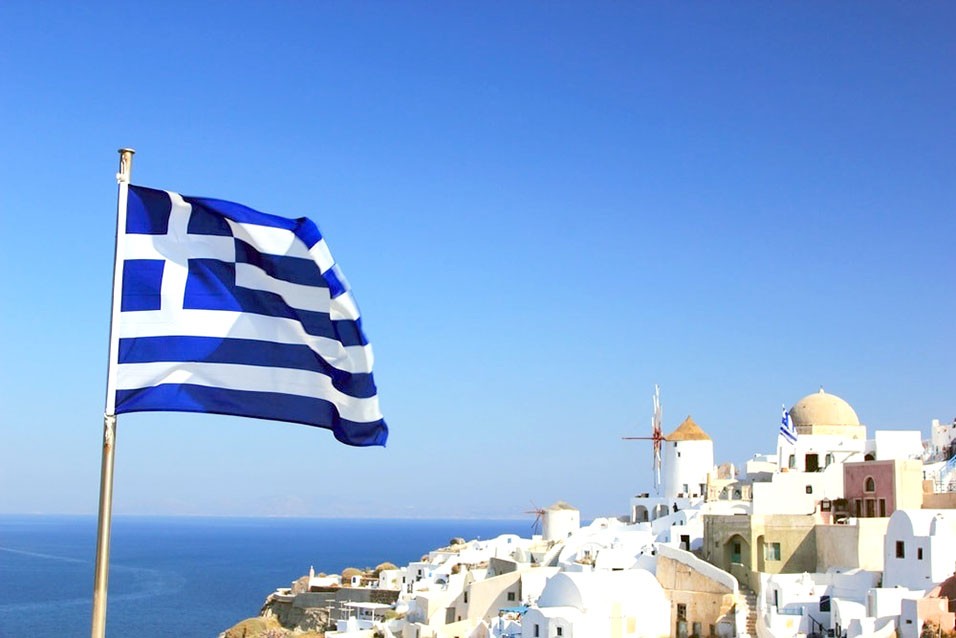 Yunanistan, kötüye giden ekonomisine rağmen silah harcamalarını sürdürüyor