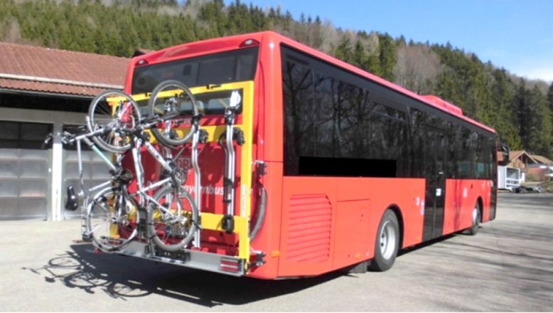 Otobüslere bisikletler için özel gövde montajı