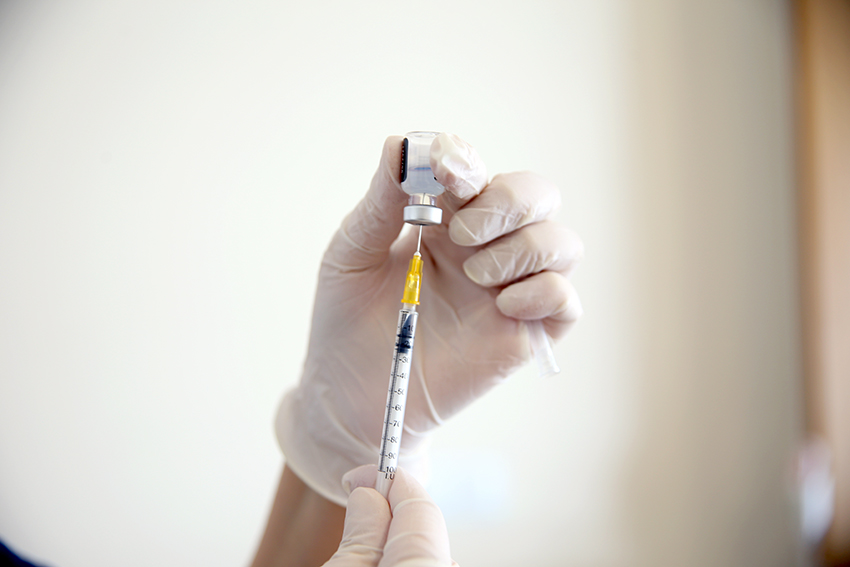 Türkiye’de 12 “Kovid-19 aşısı” çalışması yürütülüyor
