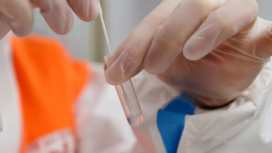 Aşılılardan PCR testi gerektirilmesi işverenleri rahatsız ediyor
