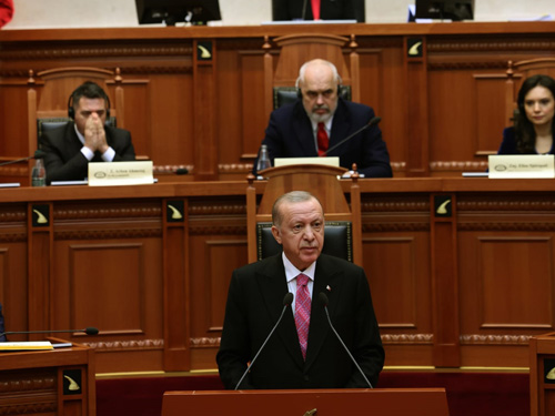 Cumhurbaşkanı Erdoğan, Arnavutluk Meclisi’ne hitap ettti