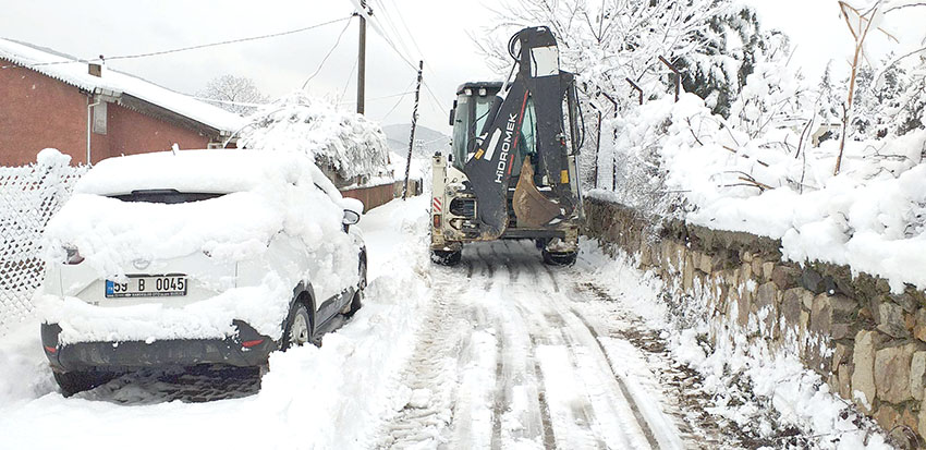 Kar nedeniyle kapanan 31 köy yolu açıldı