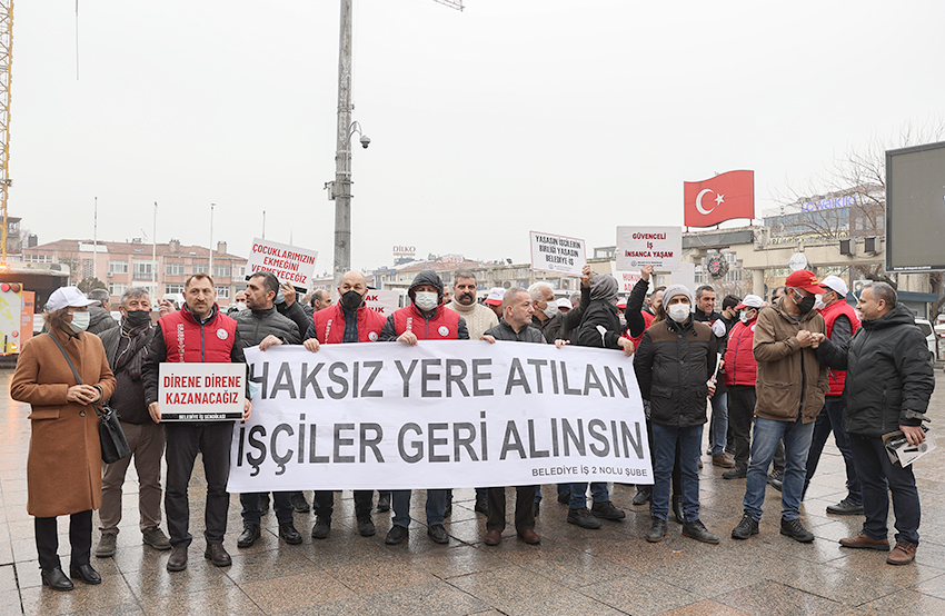 Belediye İş Sendikası üyelerinden Bakırköy Belediyesi önünde “işe iade” eylemi