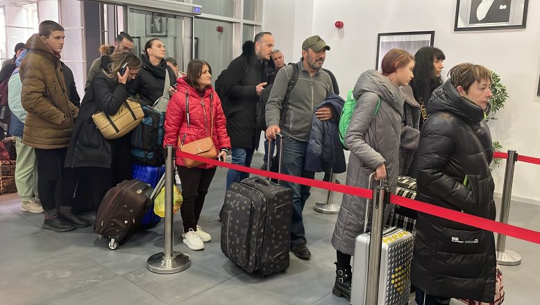 Sığınaklarda kalan Ukraynalılar Türkiye’ye geldi