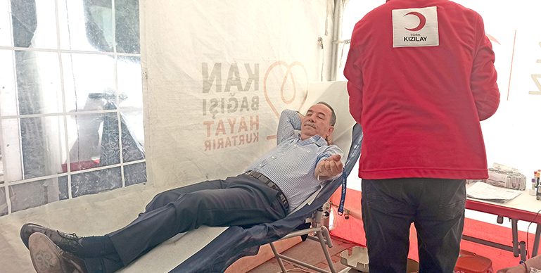 Gürkan’dan kan bağışı kampanyasına destek