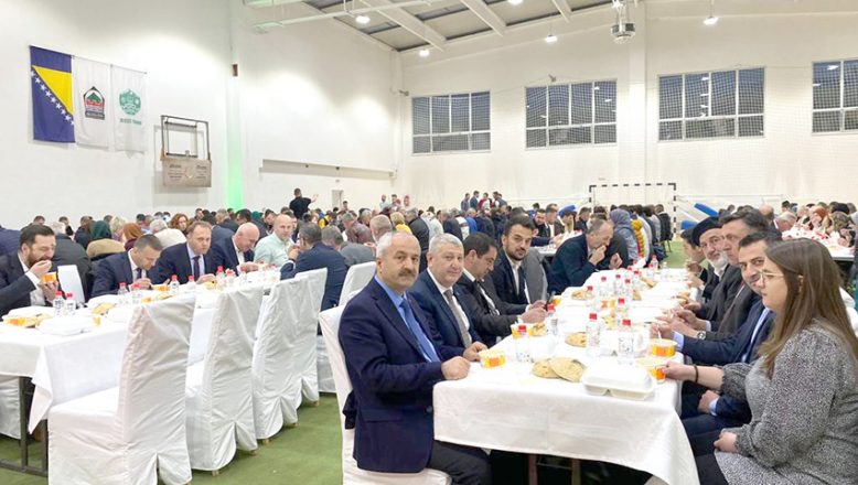 Gebze Belediyesinden Bosna’da 1000 kişilik iftar