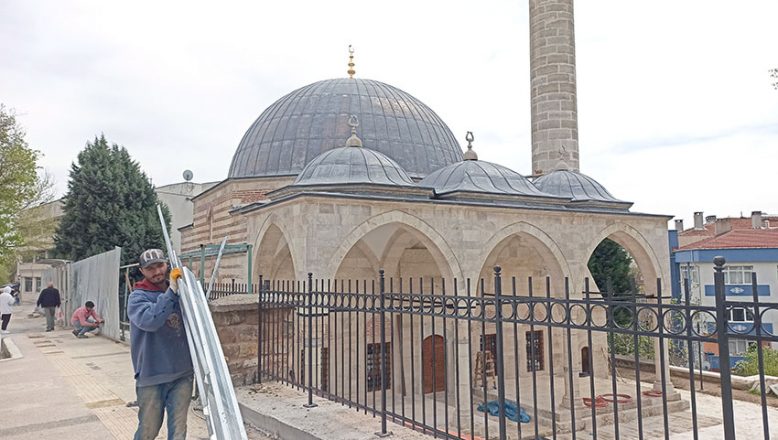 Tarihi caminin restorasyonu tamamlandı
