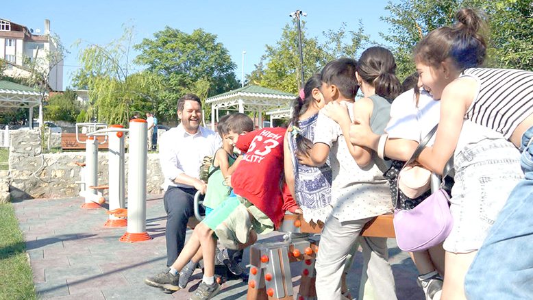 Yeşil Vadi Çocuk Oyun Parkı hizmete açıldı