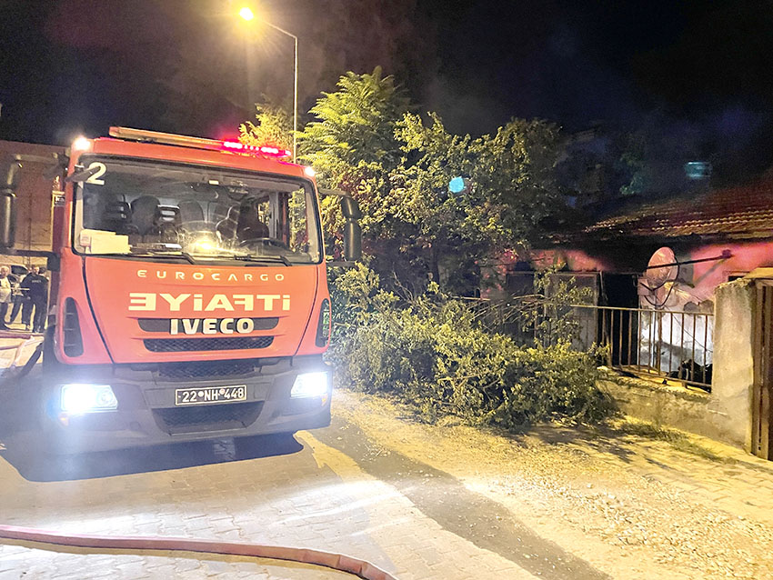 Edirne’de evde çıkan yangın hasara neden oldu