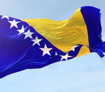 Bosna Hersek’teki seçimlerde Devlet Başkanlığı Konseyi için 9 aday yarışıyor