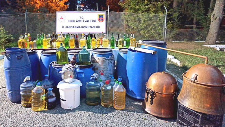 Kırklareli’nde bin 320 litre kaçak içki ele geçirildi
