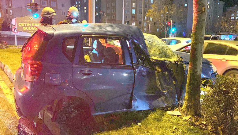Tekirdağ’ın Çorlu ilçesinde servis minibüsüne çarpan otomobilin sürücüsü yaralandı.