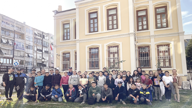 Öğrenciler kentteki müze ve kültür evlerini gezdi