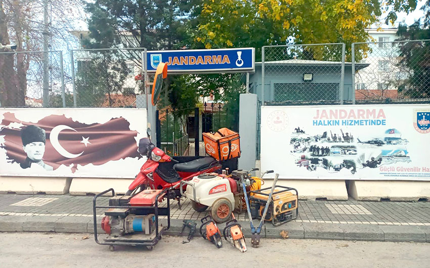 Tekirdağ’da inşaat malzemeleri çaldığı iddiasıyla 3 kişi yakalandı