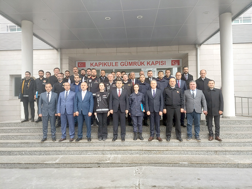 Vali Kirbiyik Kapikule 11 - Başarı belgesi ile ödüllendirildiler