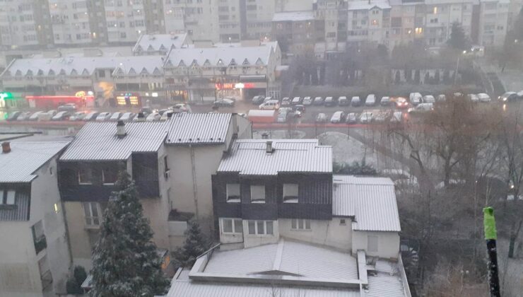 Kosova’da kar yağışı