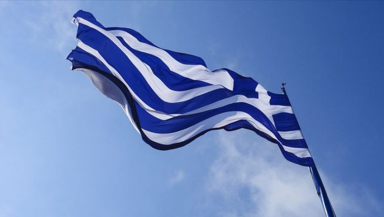 Yunanistan’da polisin geçen hafta açtığı ateş sonucu yaralanan genç hayatını kaybetti
