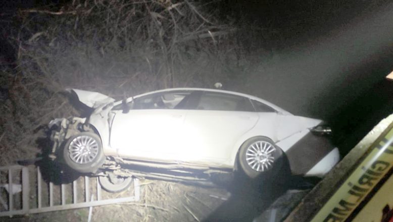 Edirne’de devrilen otomobildeki 5 kişi yaralandı