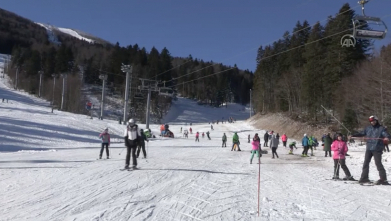 Bosna Hersek’te kayak sezonu başladı