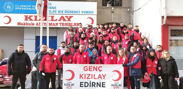 Edirne’den 46 Türk Kızılay gönüllüsü Adıyaman’a gitti