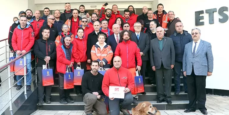 Arama kurtarma çalışmalarını tamamlayan Bulgaristan ekibine Edirne heyetinden teşekkür