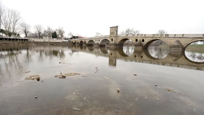 Edirne’deki nehirler kuraklığa bağlı düşük seviyede akıyor