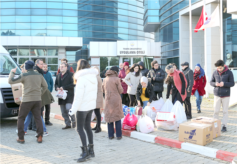 TÜ Tıp öğrencileri deprem bölgesine destek için yola çıktı