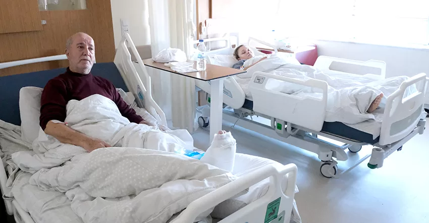Enkazdan yaralı çıkan vatandaşlar Kırklareli’nde tedavi ediliyor