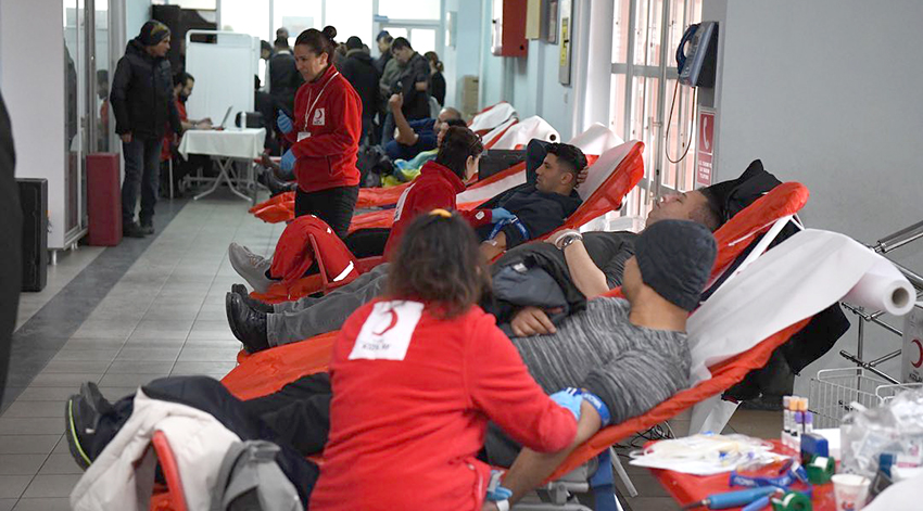 Deprem bölgesi için kan bağışı seferberliği
