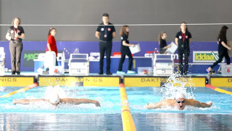 Uluslararası 4. Edirne Kupası yüzme müsabakaları sona erdi