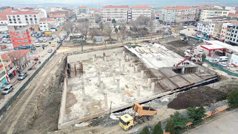 “Meydan Projesi inşaatı yüksek standartlarda devam ediyor”