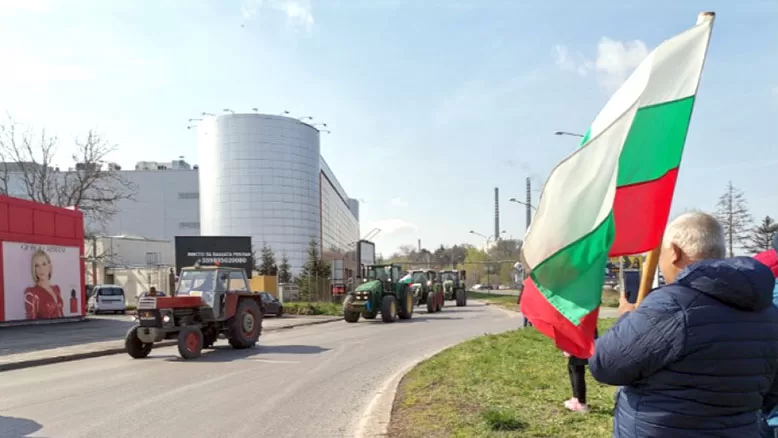Bulgar çiftçilerin Ukrayna’dan ucuz tahıl ithalatına protestoları sürüyor