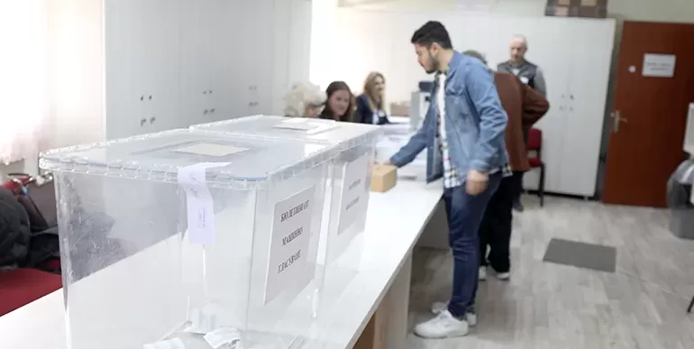 Çifte vatandaşlar, Bulgaristan’daki seçimler için oy kullandı