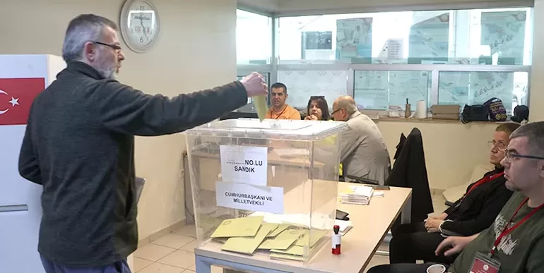 Trakya’daki sınır kapılarında oy verme işlemi devam ediyor
