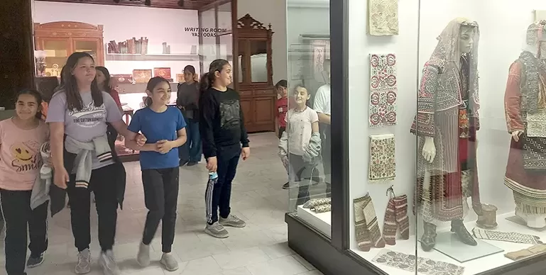 Öğrenciler müzeleri gezdi